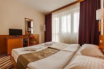 Premium Panoráma Hotel 4*