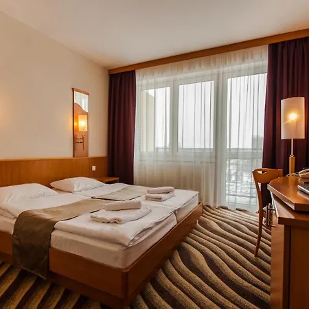 Premium Panorama Otel 4*