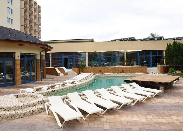 Premium Panorama Hotel 4*